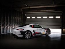 Conduzir um Porsche Cayman 718 S - 2 voltas + 1 volta em co-piloto