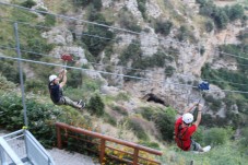 Volo parallelo per tre persone in zipline in Costiera Amalfitana