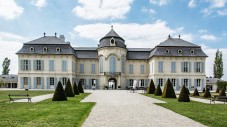 Vienna Sightseeing hop-on hop-off bus tour to Schloss Hof Estate and Carnuntum