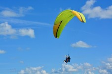 Paragliding Flying Lesson Experience in the Netherlands